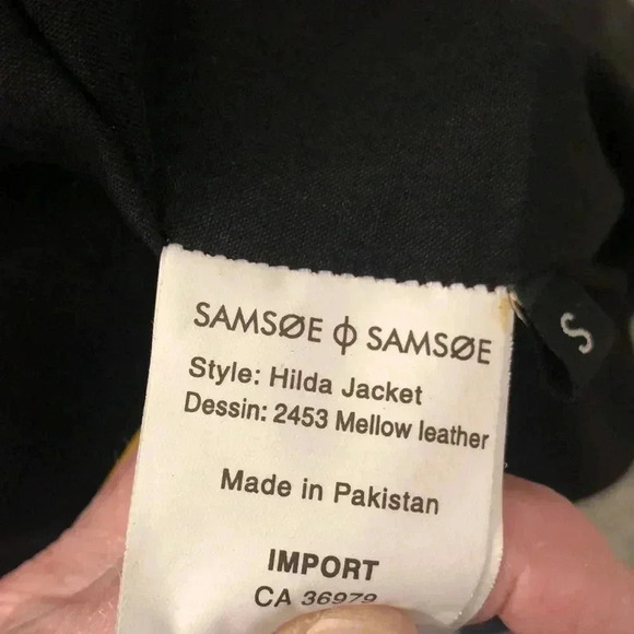 Samsoe & Samsoe leather jacket.  Zippered front with two side zippered pockets. - Picture 11 of 15